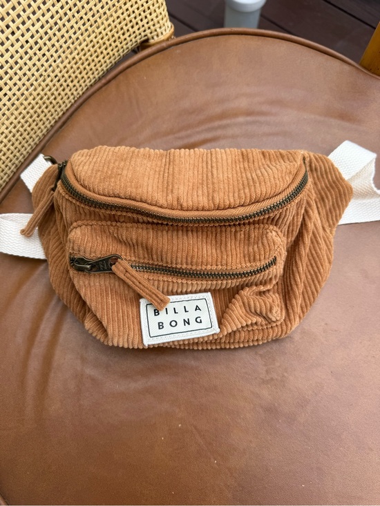 Billabong Handbags - Billabong Corduroy Fanny Pack